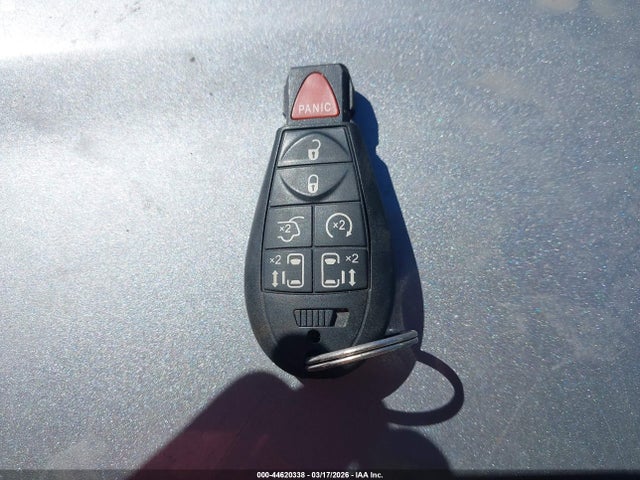 Продажа на аукционе авто 2014 Chrysler Town & Country Touring, vin: 2C4RC1BGXER211105, номер лота: 44620338