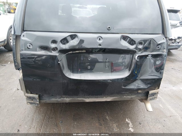 Продажа на аукционе авто 2016 Chrysler Town & Country S, vin: 2C4RC1HG2GR247655, номер лота: 44620341
