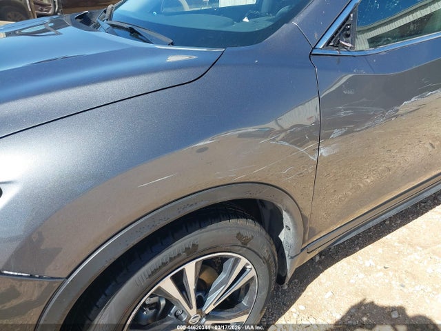 5N1AT2MT8LC710001 Nissan Rogue Sv Fwd