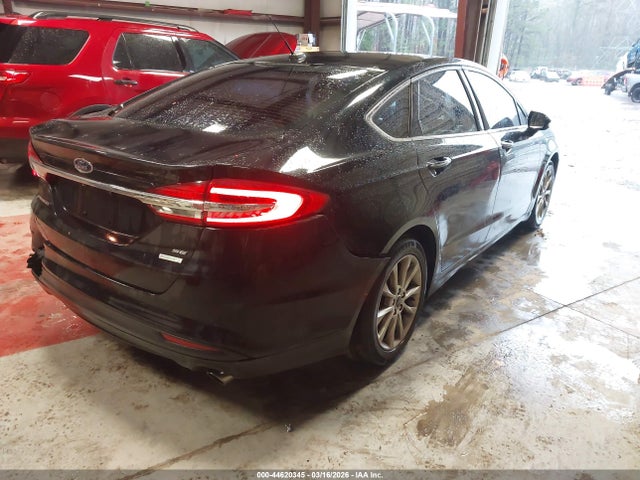 Продажа на аукционе авто 2017 Ford Fusion Se, vin: 3FA6P0HD7HR154218, номер лота: 44620345