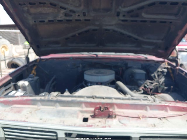 44620348 :رقم المزاد ، 1GTEK14H4FF733745 vin ، 1985 Gmc K1500 مزاد بيع