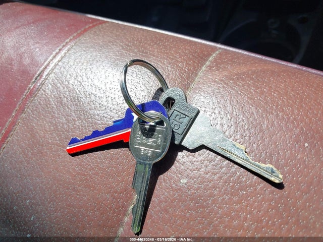 44620348 :رقم المزاد ، 1GTEK14H4FF733745 vin ، 1985 Gmc K1500 مزاد بيع