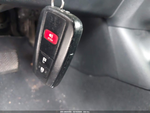 2019 TOYOTA PRIUS JTDKARFUXK3070949 Photo 10