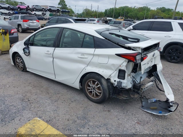 2019 TOYOTA PRIUS JTDKARFUXK3070949 Photo 2