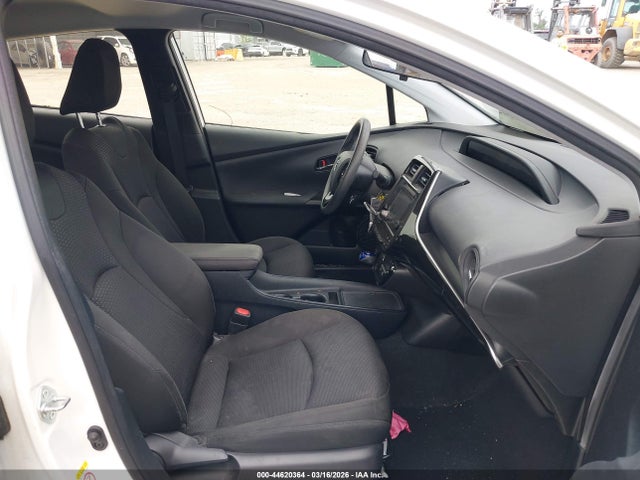 2019 TOYOTA PRIUS JTDKARFUXK3070949 Photo 4