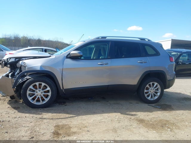 2020 Jeep Cherokee Latitude Fwd მანქანა იყიდება აუქციონზე, vin: 1C4PJLCB8LD606590, აუქციონის ნომერი: 44620367
