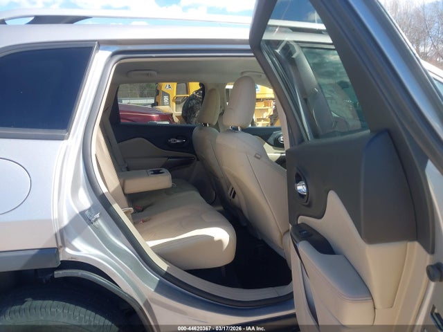 2020 Jeep Cherokee Latitude Fwd მანქანა იყიდება აუქციონზე, vin: 1C4PJLCB8LD606590, აუქციონის ნომერი: 44620367