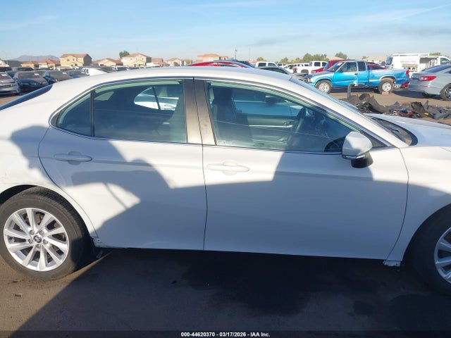 4T1C11AK7PU110297 Toyota CAMRY LE