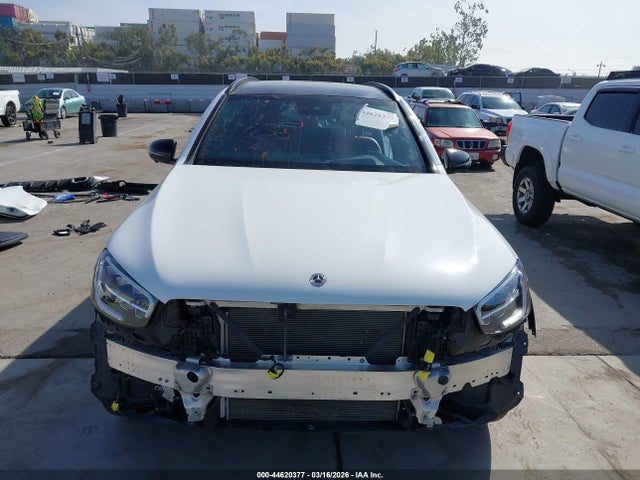 W1N0G8DB8NV398468 Mercedes-Benz Glc 300 Suv