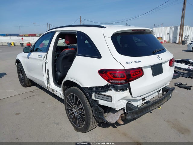 W1N0G8DB8NV398468 Mercedes-Benz Glc 300 Suv