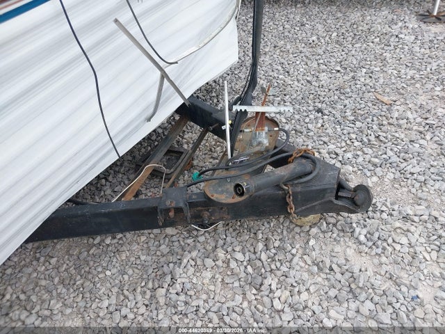 2000 Jayco Other მანქანა იყიდება აუქციონზე, vin: 1UJBJ02P971C20228, აუქციონის ნომერი: 44620389