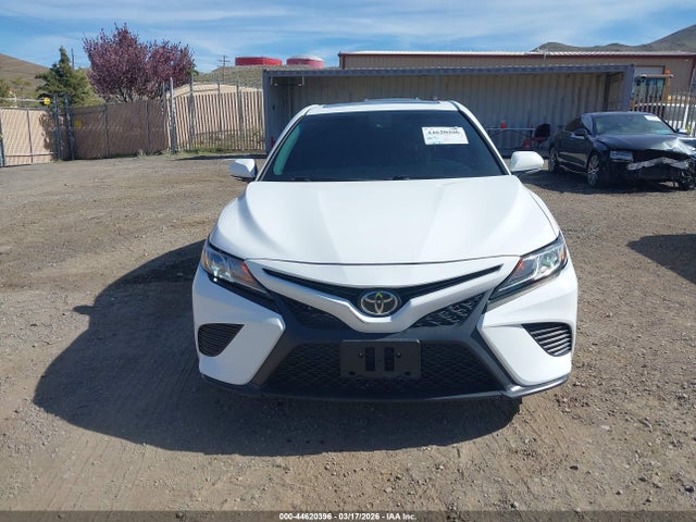 4T1B11HK4JU647007 Toyota CAMRY SE