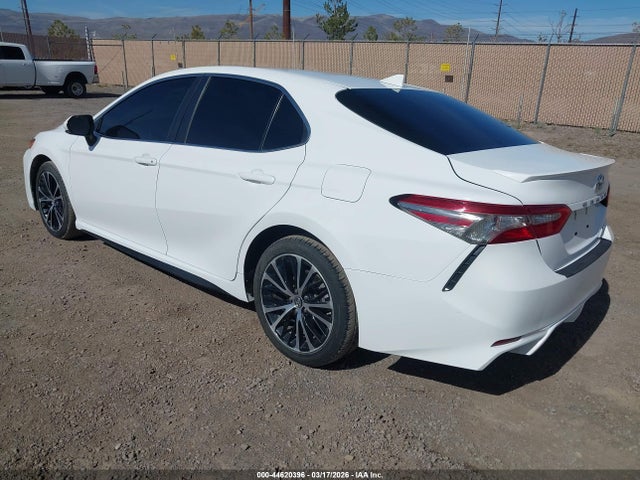 4T1B11HK4JU647007 Toyota CAMRY SE