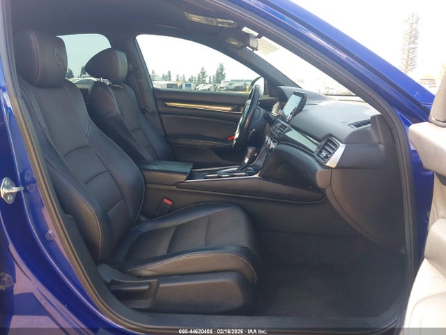 1HGCV1F39JA105381 Honda Accord Sport