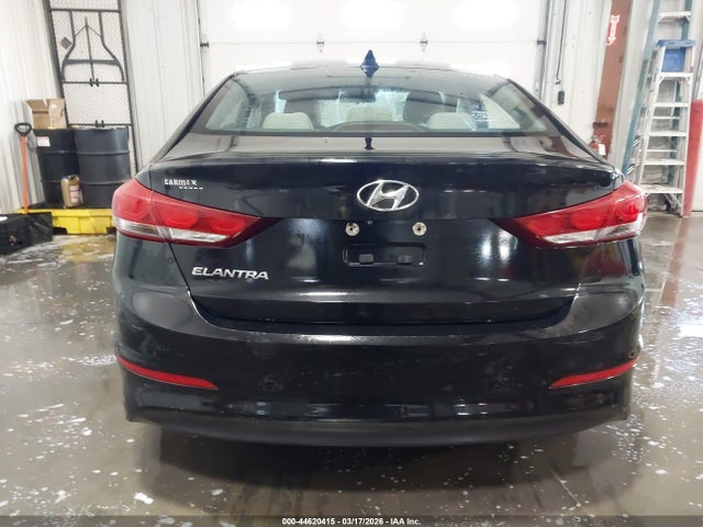 Продажа на аукционе авто 2018 Hyundai Elantra Sel, vin: 5NPD84LF0JH216646, номер лота: 44620415