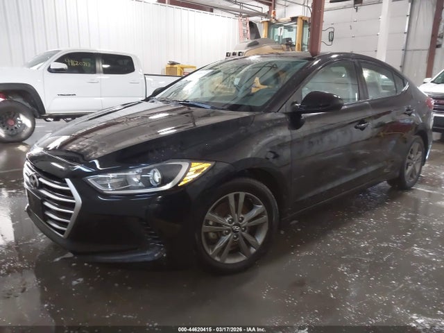 Продажа на аукционе авто 2018 Hyundai Elantra Sel, vin: 5NPD84LF0JH216646, номер лота: 44620415