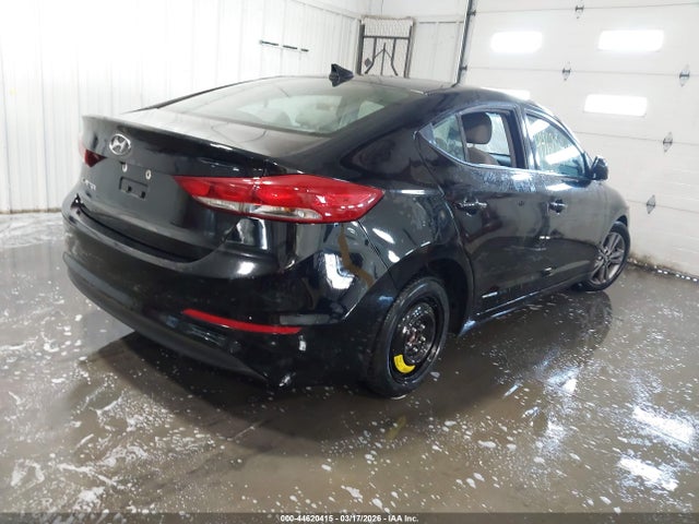 Продажа на аукционе авто 2018 Hyundai Elantra Sel, vin: 5NPD84LF0JH216646, номер лота: 44620415