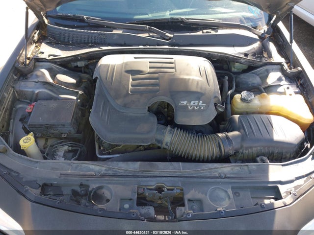 2015 CHRYSLER 300 2C3CCARG8FH873028 Photo 9