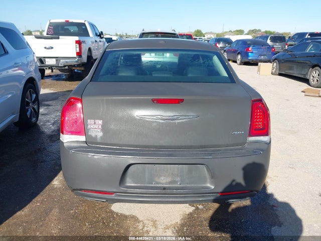 44620421 :رقم المزاد ، 2C3CCARG8FH873028 vin ، 2015 Chrysler 300 Touring مزاد بيع