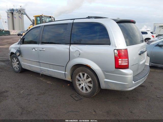 Продажа на аукционе авто 2009 Chrysler Town & Country Touring, vin: 2A8HR54149R631161, номер лота: 44620425