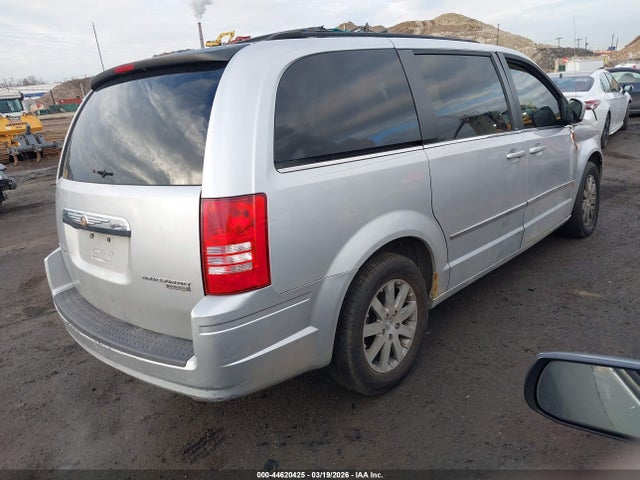 Продажа на аукционе авто 2009 Chrysler Town & Country Touring, vin: 2A8HR54149R631161, номер лота: 44620425