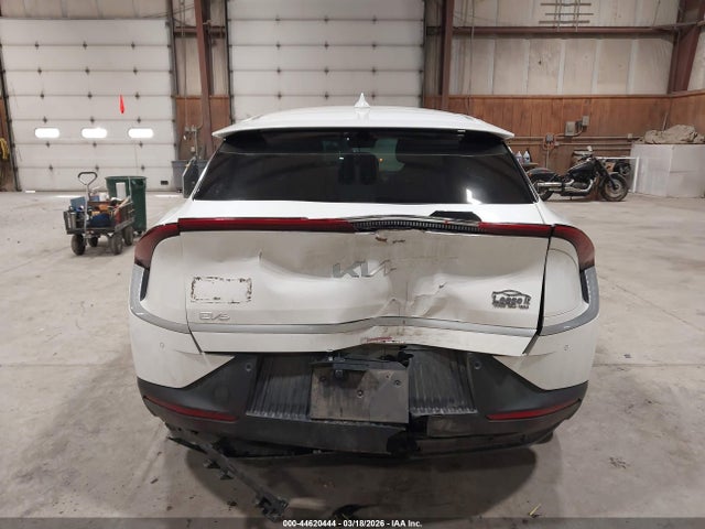KIA Ev6 Light Long Range 2024 KNDC3DLC7R5210032 Image 16