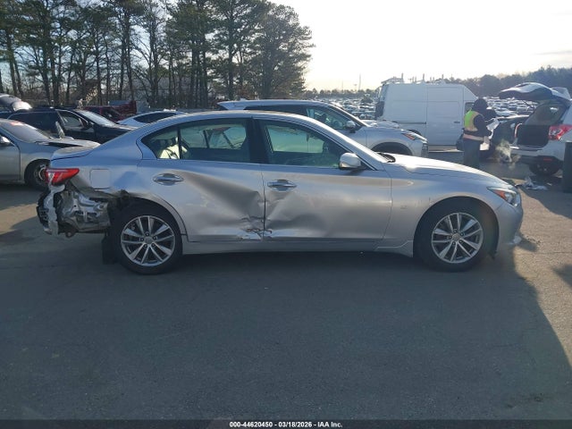 44620450 :رقم المزاد ، JN1BV7AR6FM408944 vin ، 2015 Infiniti Q50 Premium مزاد بيع