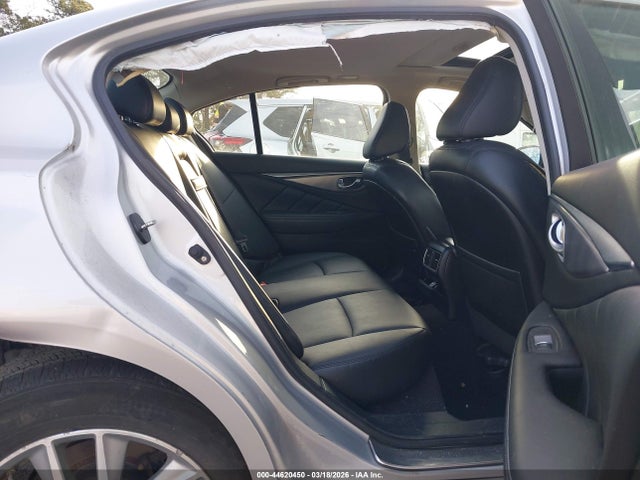 44620450 :رقم المزاد ، JN1BV7AR6FM408944 vin ، 2015 Infiniti Q50 Premium مزاد بيع
