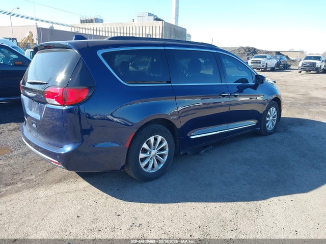 Aukcja sprzedaży 2017 Chrysler Pacifica Touring-l, vin: 2C4RC1BG0HR588093, numer aukcji: 44620469