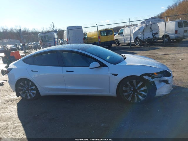 2024 Tesla Model 3 Long Range Dual Motor All-wheel Drive მანქანა იყიდება აუქციონზე, vin: 5YJ3E1EB9RF814578, აუქციონის ნომერი: 44620487