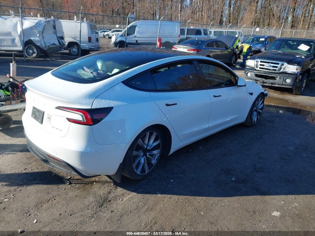 2024 Tesla Model 3 Long Range Dual Motor All-wheel Drive მანქანა იყიდება აუქციონზე, vin: 5YJ3E1EB9RF814578, აუქციონის ნომერი: 44620487