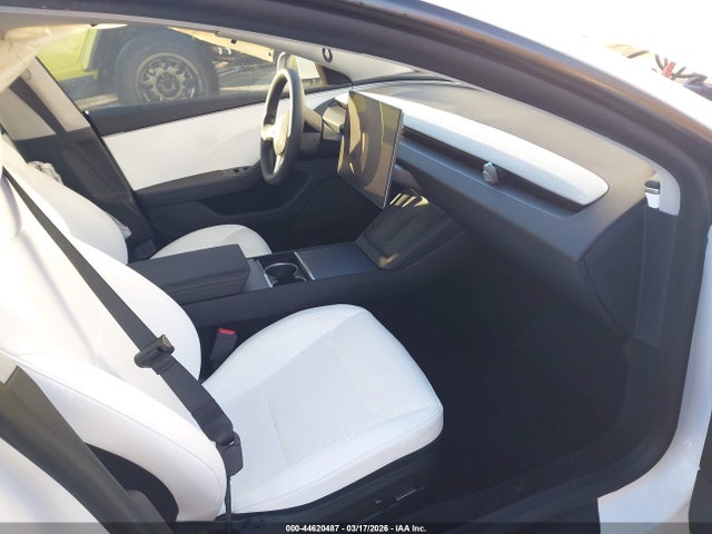 2024 Tesla Model 3 Long Range Dual Motor All-wheel Drive მანქანა იყიდება აუქციონზე, vin: 5YJ3E1EB9RF814578, აუქციონის ნომერი: 44620487