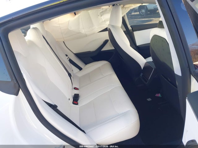 2024 Tesla Model 3 Long Range Dual Motor All-wheel Drive მანქანა იყიდება აუქციონზე, vin: 5YJ3E1EB9RF814578, აუქციონის ნომერი: 44620487