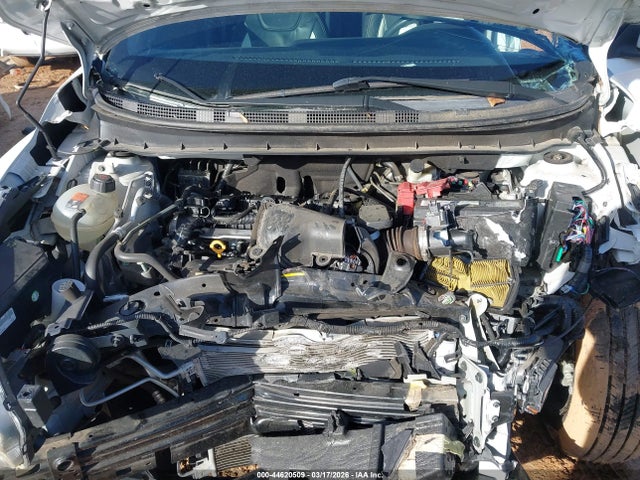 44620509 :رقم المزاد ، 3N1CP5CU3JL536713 vin ، 2018 Nissan Kicks Sv مزاد بيع