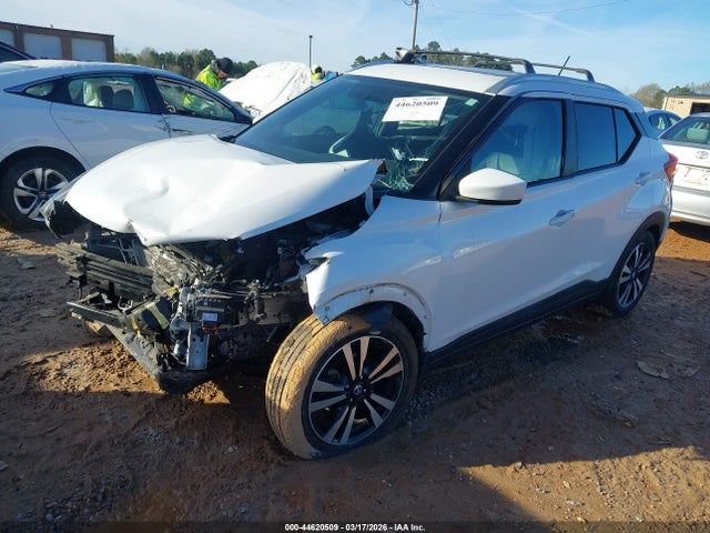 44620509 :رقم المزاد ، 3N1CP5CU3JL536713 vin ، 2018 Nissan Kicks Sv مزاد بيع