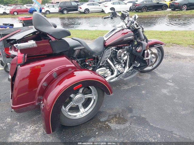 2014 HARLEY-DAVIDSON FLHTCUTG 1HD1MAL11EB855139 Photo 3