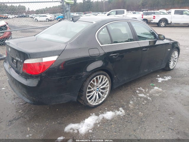 Продажа на аукционе авто 2007 Bmw 525xi, vin: WBANF33517CS41827, номер лота: 44620575