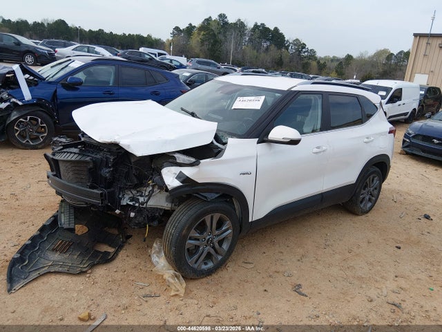 44620598 :رقم المزاد ، KNDEUCAA7M7176298 vin ، 2021 Kia Seltos S مزاد بيع
