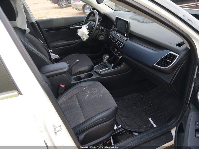 44620598 :رقم المزاد ، KNDEUCAA7M7176298 vin ، 2021 Kia Seltos S مزاد بيع
