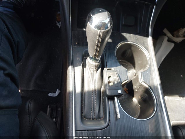 1G11Z5SA1KU113280 Chevrolet IMPALA LT