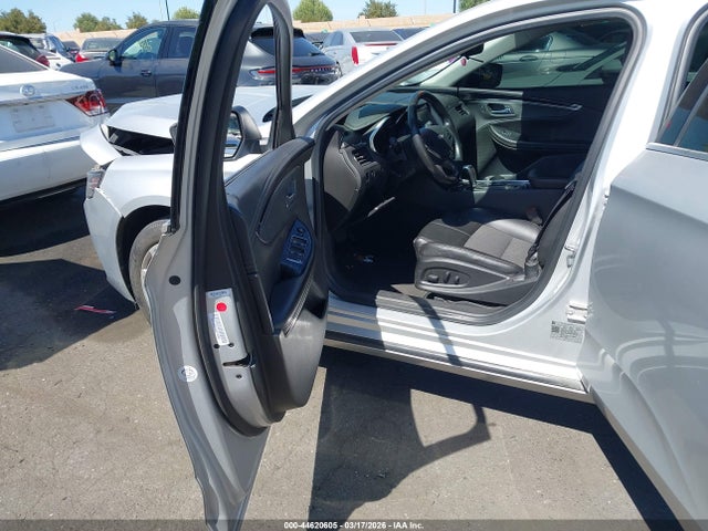 1G11Z5SA1KU113280 Chevrolet IMPALA LT