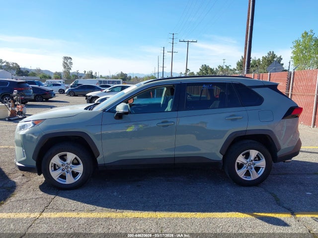 Toyota Rav4 Xle 2021 2T3W1RFV8MW110102 Image 17