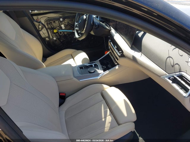 Aukcja sprzedaży 2025 Bmw 330i, vin: 3MW69CW01S8F32369, numer aukcji: 44620624