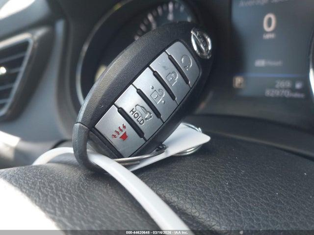 Nissan ROGUE SV 2018 5N1AT2MT3JC785993 Image 11