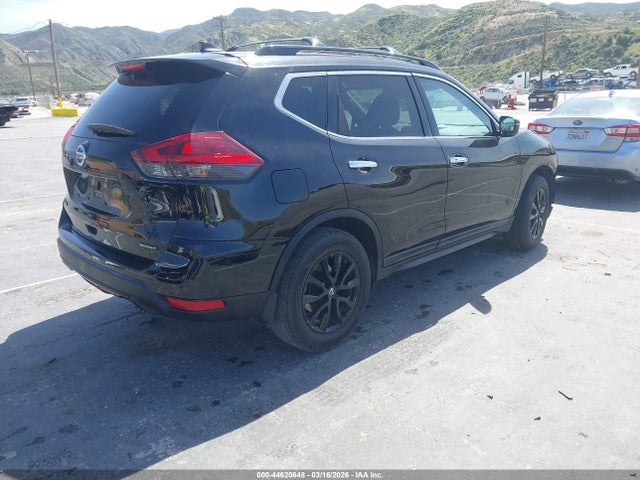 Nissan ROGUE SV 2018 5N1AT2MT3JC785993 Image 4