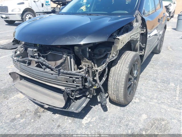 Nissan ROGUE SV 2018 5N1AT2MT3JC785993 Image 6
