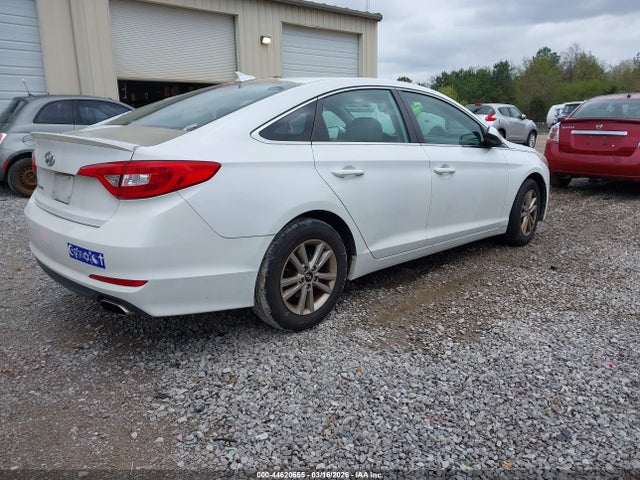 Hyundai SONATA SE 2015 5NPE24AF3FH167295 Image 4
