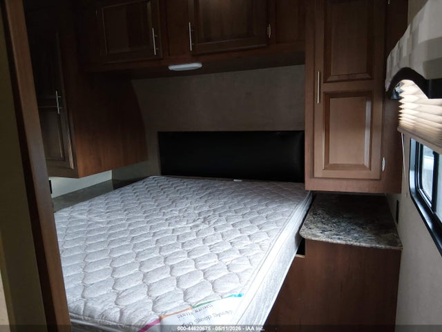 Продажа на аукционе авто 2015 Jayco Octane 273, vin: 1UJBJSBP3F1V30056, номер лота: 44620675