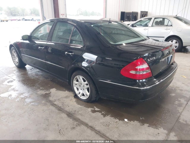 2005 Mercedes-benz E 320 მანქანა იყიდება აუქციონზე, vin: WDBUF65J95A621600, აუქციონის ნომერი: 44620674