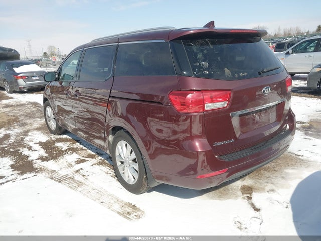 2018 KIA SEDONA KNDMC5C13J6406122 Photo 2